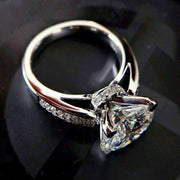 Luxury Round Cubic Zirconia Crystal Engagement Ring