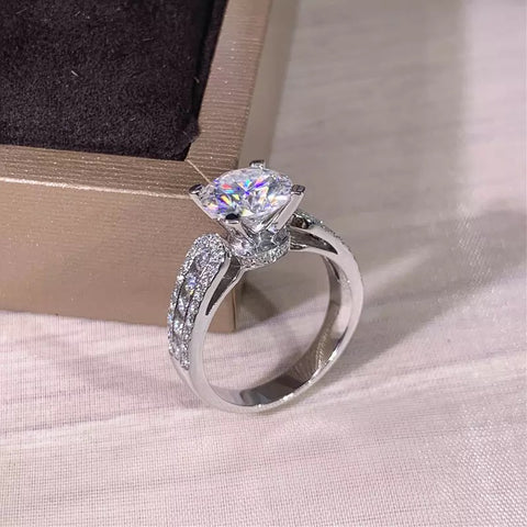 Brilliant Crystal Cubic Zirconia High-quality Silver Color Ring
