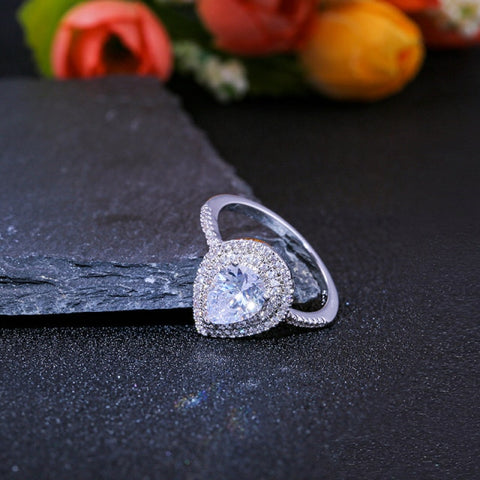 Water Drop Trendy Pear Shaped Cubic Zircon Stone Paved Silver Plated Ring