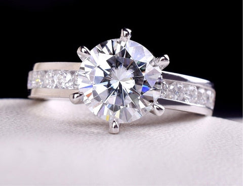 2ctw 8mm F Round Gorgeous Moissanite Diamond Double Halo Platinum Plated Silver Ring